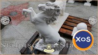 Statuetă căluț mediu, alb marmorat, model S37. - 2