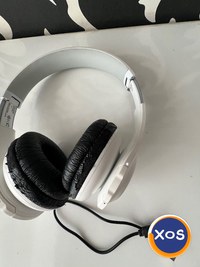 JBL Everest 300BT wireless Bluetooth 4.1 - 5