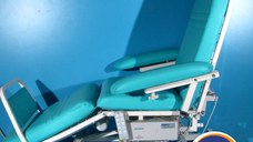 Scaun medical electric pentru tratament