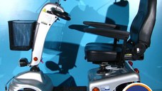 Scuter electric pentru batrani-Shoprider cu 6km/h