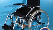 Scaun cu rotile din aluminiu  Drive - latime sezut 51 cm