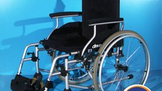 Scaun cu rotile  Drive - latime sezut 48 cm