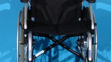 Scaun cu rotile Meyra / latime sezut 43 cm