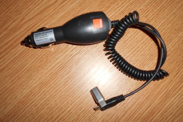Incarcator / alimentator telefon pt auto 12 V inclusiv adaptor micro USB la USB Type-C