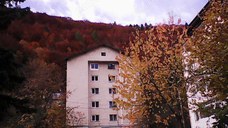 VAND ap. 2 cam. decomandate in SINAIA (sau schimb cu gars.)