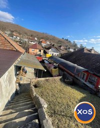 Casă de vânzare jud.Sibiu.loc.Medias aproape de Hanul Căprioarei. - 5