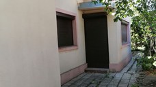 Casa din 3 camere cu curte Giulesti sector 1