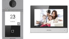 Kit videointercom IP Hikvision DS-KIS604-S(C) pentru o familie (o vila/casa) format din: 1 post de exterior DS-KV8113-WME1 cu un
