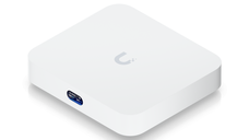 Ubiquiti UCG-Ultra Console Gateway cu procesor Quad-core ARM Cortex-A53 de 1,5 GHz si 3 GB DDR4