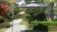 Outsunny Parasolar de gradina de 2.7m cu maner de reglare, parasolar cu nivel dublu si baza pentru exterior, umbrela de soare suspendata, Maro
