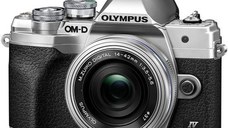 Aparat foto Mirrorless Olympus E-M10 Mark IV + obiectiv M.Zuiko Digital ED 14-42mm F3.5-5.6 EZ (pancake zoom), Argintiu