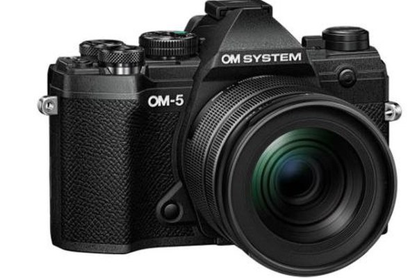 Kit Aparat foto Mirrorless Olympus OM-5, 20.4MP, 4K + obiectiv M.Zuiko Digital 12-45mm F4 PRO (Negru)