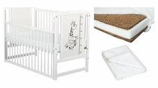 Set patut Babyneeds Timmi Girafa, lemn, laterala culisanta, 120x60 cm, alb, cu saltea Cocos Confort II si protectie impermeabila