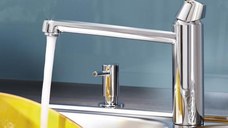 Baterie bucatarie Grohe Eurosmart Cosmopolitan, monocomanda, cartus ceramic, pipa medie, pivotanta 140, limitator debit, Crom - 30193000
