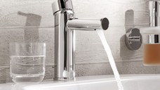 Baterie lavoar Grohe Essence New  Marimea S,crom, furtune flexibile-32898001