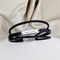 Bratara barbateasca cu 3 straturi de piele naturala neagra - Placuta cu gravura personalizata - Argint 925 - Inchizatoare clips inox - 1