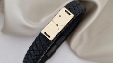 Bratara barbateasca cu Diamant natural negru - Placuta cu gravura Constelatie - Aur Galben 14K - Piele lata impletita cu inchizatoare neagra inox