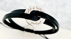 Bratara barbati - Model disc personalizat din Argint 925 impletit cu 2 straturi de piele neagra - Inchizatoare snur reglabil