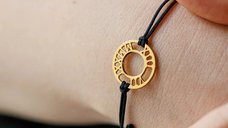 Bratara Cercul Roman Chic Bijoux cu data nasterii in cifre romane, Argint 925 placat cu Aur Galben 18K, snur reglabil