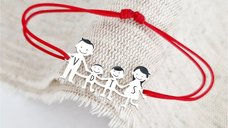Bratara Familie - 4 Membri - pandant Argint 925 - snur rosu matase vegetala reglabil