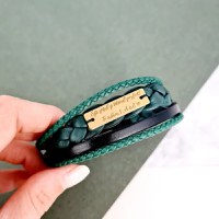 Bratara Fresh - Model barbatesc cu piele verde - Placuta cu gravura personalizata din Argint 925 placat cu Aur Galben 18K - Inchizatoare neagra inox - 1