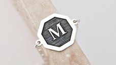 Bratara personalizata - Octagon cu initiala personalizata in relief - Argint 925 - bratara barbati cu lant