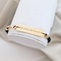 Bratara Placuta gravata cu text - Argint 925 placat cu Aur 18k, piele impletita - 1