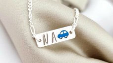 Bratara placuta simbol masinuta - initiale personalizate - Argint 925 - Cu lantisor fata/baiat