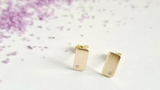 Cercei Minimalisti cu Diamante Naturale - Model Dreptunghiular - Aur Galben 14K - Inchizatoare Tip Surub