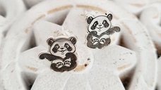 Cercei Panda din Argint 925, cu inchidere cu surub