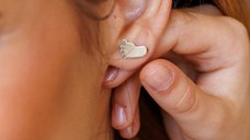 Cercei personalizati - Talpi bebe - Argint 925 - Inchidere surub