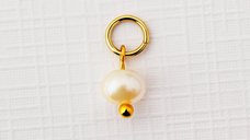 Charm ELM - Picatura de Perla din Argint 925 cu Placaj de Aur Galben 18K