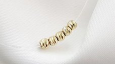Choker personalizabil cu 5 bilute de 2 mm, aur galben 14K si snur din silicon cu inchizatoare tip carabina