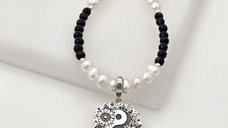 Colier Floare Yin & Yang si Cristal Swarovski - Combinatie de Perle Albe & Onix - Argint 925