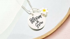 Lantisor Bloom&Grow - Pandantiv gravat si charm Floare - Argint 925