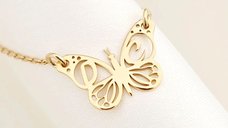 Lantisor Chic Bijoux cu pandantiv fluture si initiale personalizate, Argint 925 placat cu Aur Galben 18K