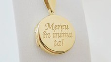 Lantisor cu medalion rotund 18 mm cu poza in interior - Gravura personalizata - Argint 925 placat cu Aur Galben 18K