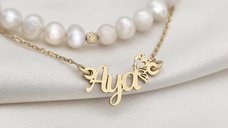 Lantisor cu Nume - Font Elegant & Fluturas - Combinat cu Sirag de Perle - Argint 925 placat cu Aur Galben 18K