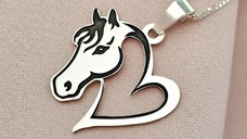 Lantisor cu pandantiv cal si inima - Argint 925