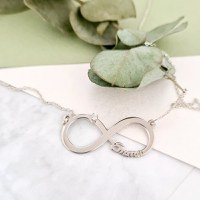 Lantisor cu pandantiv fermecat - Infinit personalizat cu nume si Diamant natural in casetuta - Argint 925 Rodiat - 1