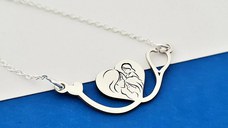 Lantisor cu pandantiv personalizat - Stetoscop cu simbol gravat - Mama si copii - Argint 925