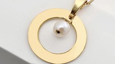 Lantisor cu pandantiv rotund - decupat la interior si charm picatura de Perla - Argint 925 placat cu Aur Galben 18K