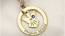 Lantisor cu Perle - Medalion disc cu silueta de ingeras si inimioara decupata - Cristal swarovski - Model sirag de perle stick silver si bilute din Argint 925 placat cu Aur Galben 18K