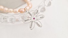 Lantisor cu Perle - Misterul petalelor - Model sirag perle rice peach si pandantiv floare cu Rubin - Argint 925