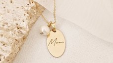 Lantisor cu picatura de Perla - Model pandantiv oval MOM - Aur Galben 9K