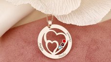 Lantisor Familie unita - Inimi in disc - 3 nume si cristale Swarovski - Argint 925