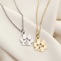 Lantisor Labuta cu initiala gravata - Otel Inoxidabil 316L - 1