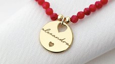 Lantisor Love Name - Pietre Coral & Pandantiv cu Nume si Inima - Argint placat cu Aur Galben 18K