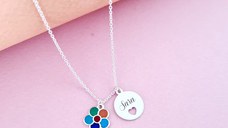 Lantisor personalizat cu 2 pandantive - Floare multicolora cu email - Banut cu nume si inima decupata - Argint 925