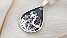 Lantisor personalizata cu poza - Lacrima Amintirilor - Model fotogravura relief - Argint 925